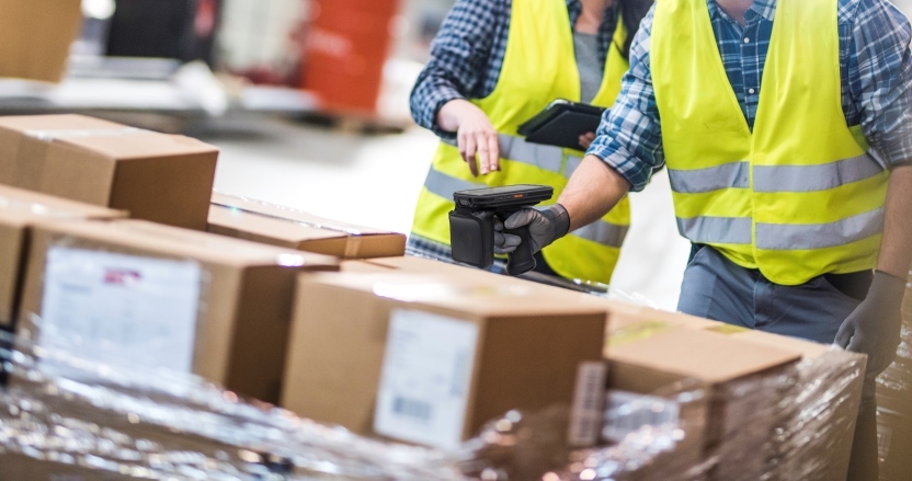 Dispositivi RFID mobili e robusti per la logistica by RFID Global - Chainway