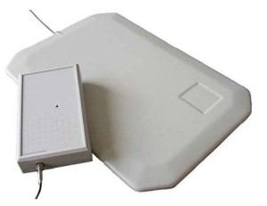 ISC.MR102 - Mid Range Reader RFID HF ISO 15693 per antenna esterna