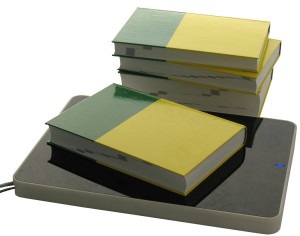 ISC.SPAD102 Shielded Antenna Pad schermata con Reader RFID HF integrato