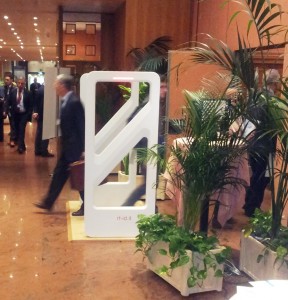 Gate RFID per il controllo accessi in sala conferenza