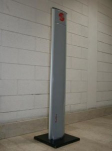 RED.STU102-FLY Slim Totem RFID UHF RedWave Smart. Controllo accessi RFID. Interfacce: Ethernet - Wi-Fi - GSM/GPRS